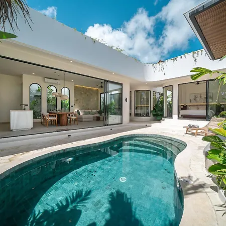 Larente 2 - Modern Chic 2Br, Close To Bingin Beach
