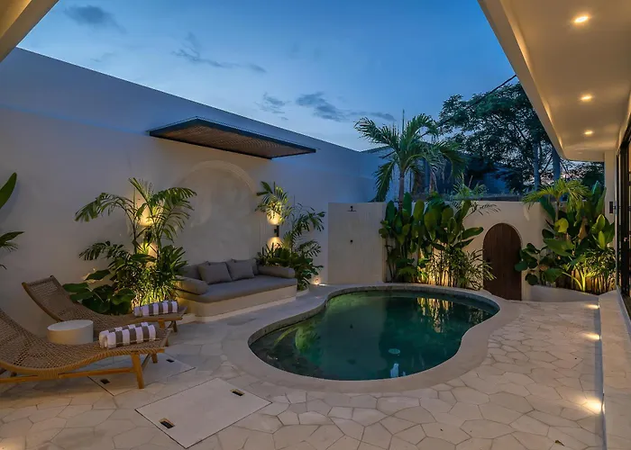 Villa Larente 2 - Modern Chic 2br, Close To Bingin