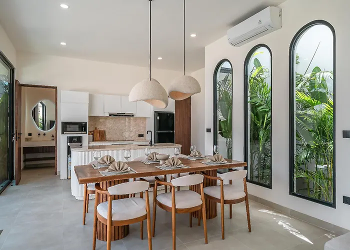 Larente 2 - Modern Chic 2br, Close To Bingin Villa *