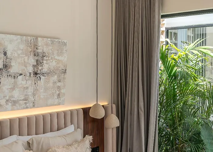 Villa Larente 2 - Modern Chic 2br, Close To Bingin