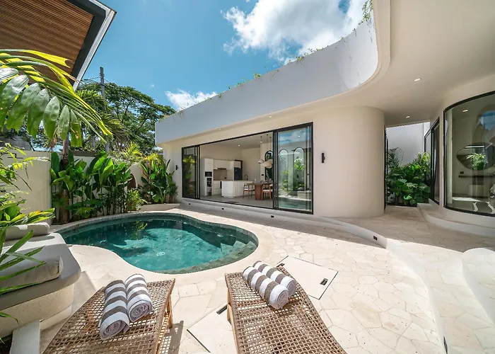 Villa Larente 2 - Modern Chic 2br, Close To Bingin *
