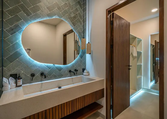 Larente 2 - Modern Chic 2br, Close To Bingin Villa Uluwatu