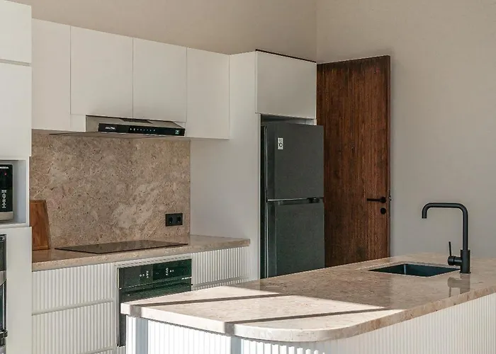 Larente 2 - Modern Chic 2br, Close To Bingin Uluwatu